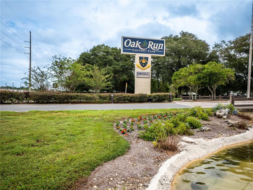 Entrance To Oak Run