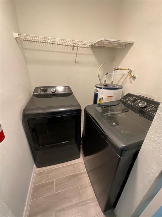 For Rent: $1,195 (1 beds, 1 baths, 696 Square Feet)