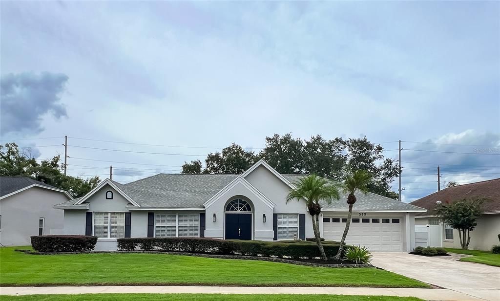 For Sale: $685,000 (4 beds, 2 baths, 2580 Square Feet)