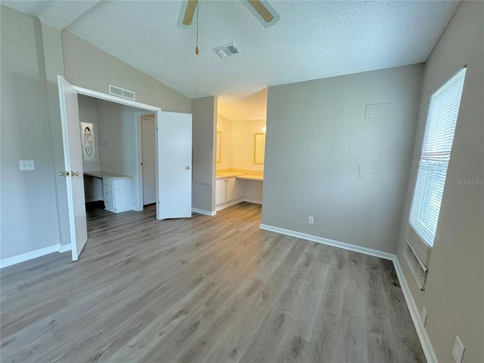 For Rent: $1,600 (2 beds, 2 baths, 1040 Square Feet)