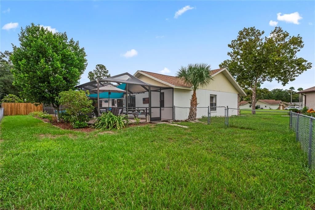 For Sale: $329,900 (4 beds, 2 baths, 1746 Square Feet)