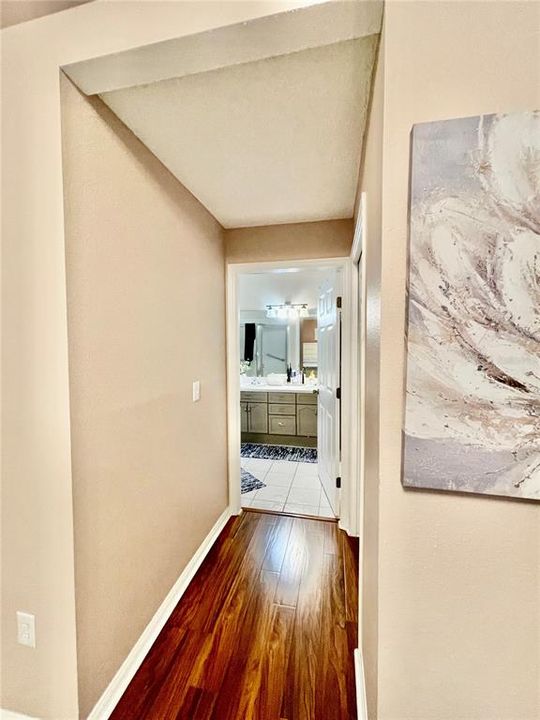 hall toward master bath