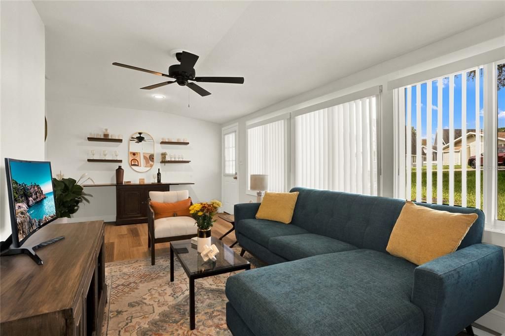 Living room, updated LED lighting and ceiling fan.