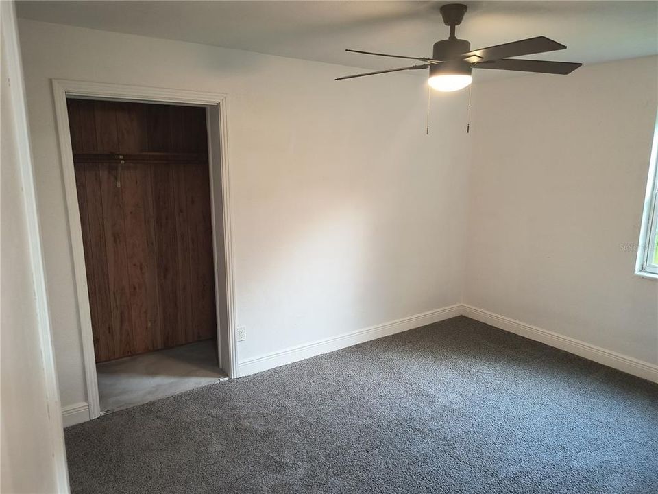 For Rent: $1,925 (4 beds, 2 baths, 1121 Square Feet)