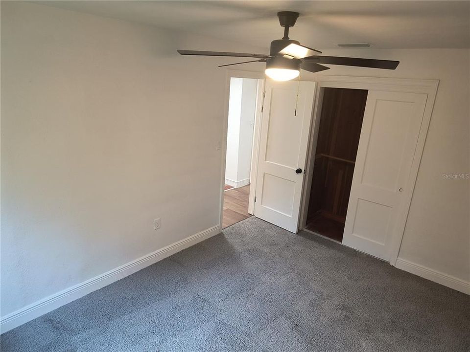 For Rent: $1,925 (4 beds, 2 baths, 1121 Square Feet)