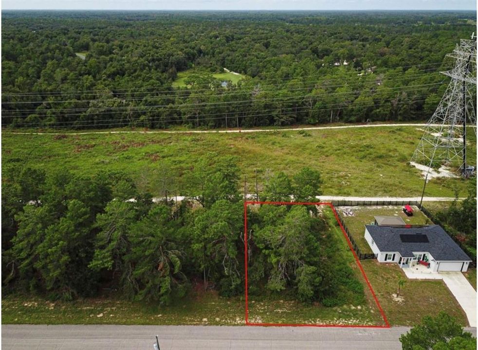 На продажу: $58,900 (0.23 acres)