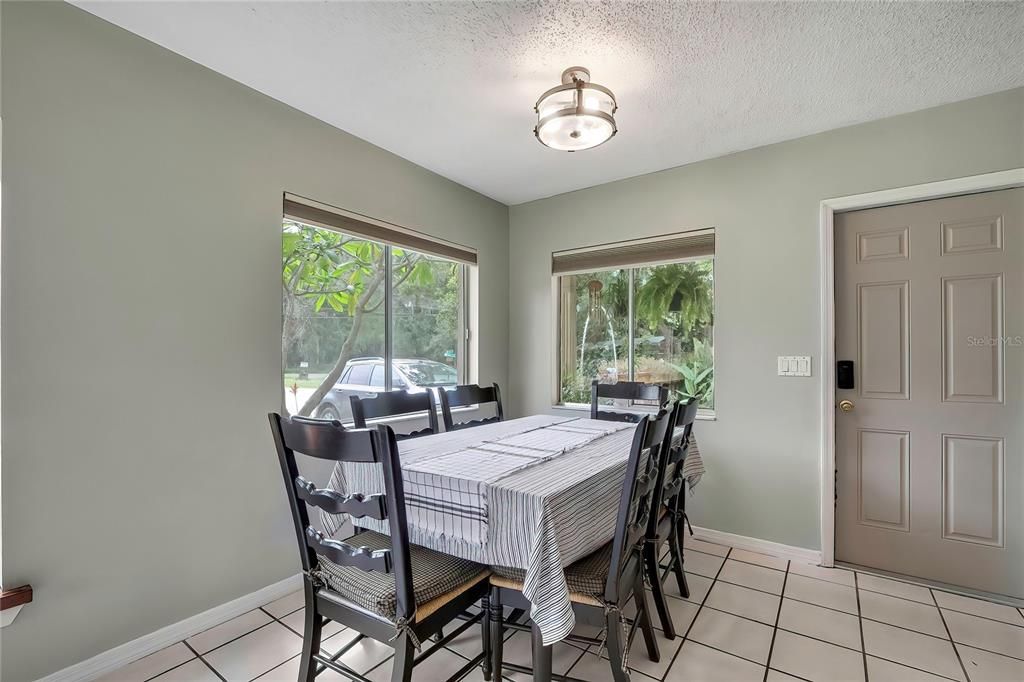 For Sale: $419,900 (3 beds, 2 baths, 1677 Square Feet)