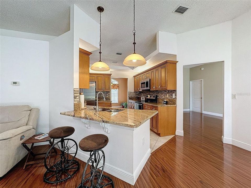 For Sale: $549,900 (3 beds, 2 baths, 1898 Square Feet)