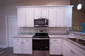 For Rent: $2,000 (3 beds, 2 baths, 1152 Square Feet)