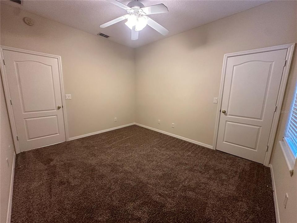 For Rent: $2,100 (3 beds, 2 baths, 1509 Square Feet)