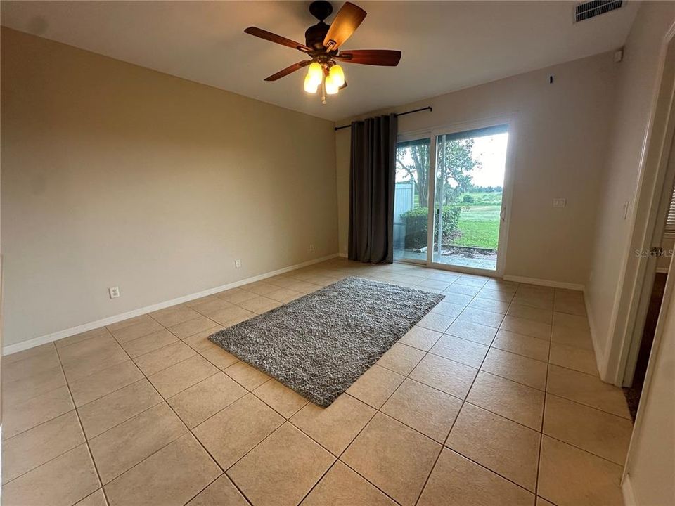 For Rent: $2,100 (3 beds, 2 baths, 1509 Square Feet)