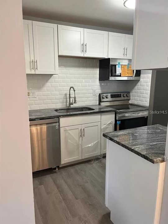 For Rent: $1,748 (3 beds, 2 baths, 1040 Square Feet)