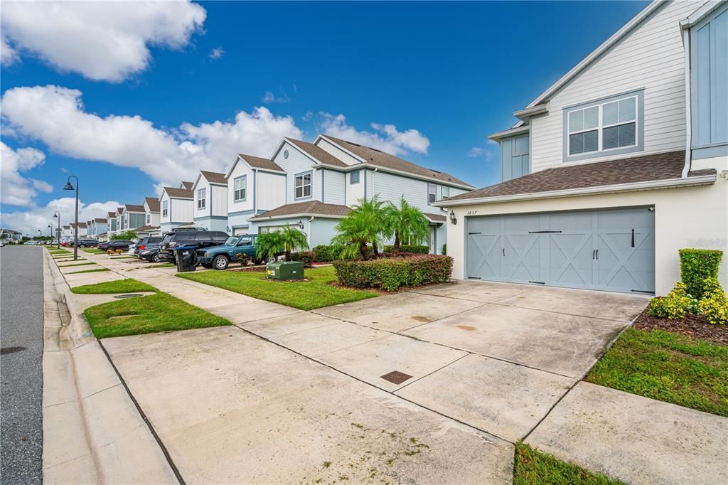 For Sale: $425,000 (3 beds, 2 baths, 1728 Square Feet)