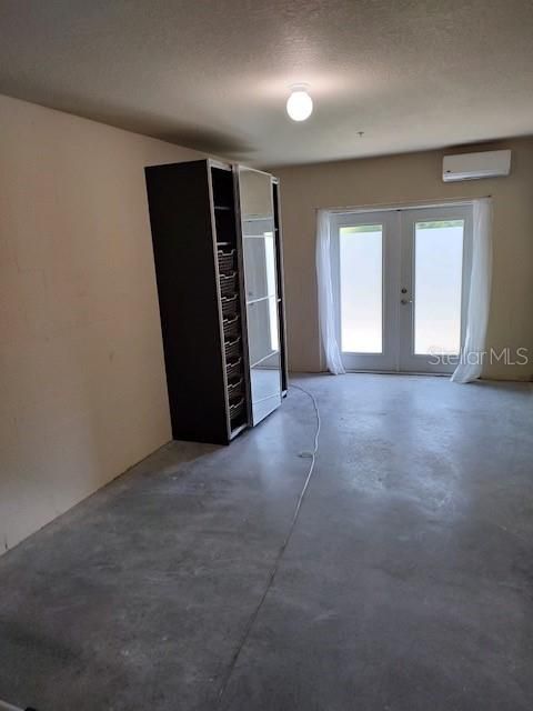 For Rent: $2,095 (3 beds, 2 baths, 1228 Square Feet)