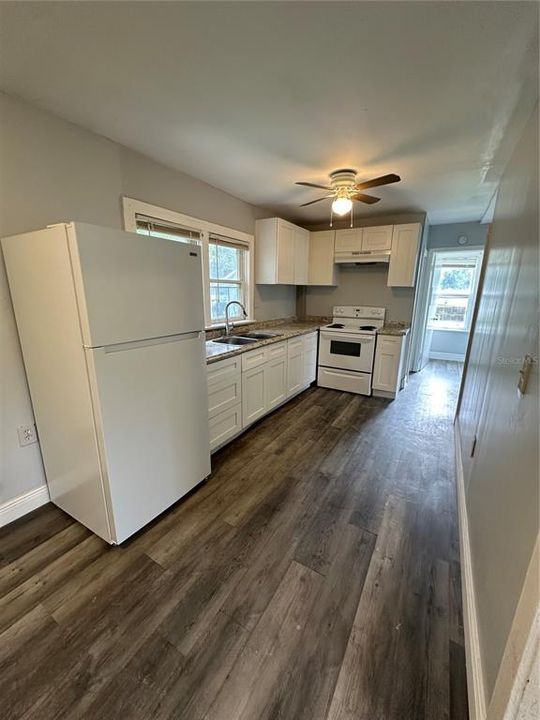 For Rent: $1,150 (1 beds, 1 baths, 1120 Square Feet)