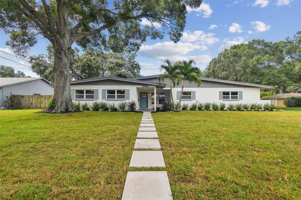 Active With Contract: $609,900 (4 beds, 2 baths, 1694 Square Feet)