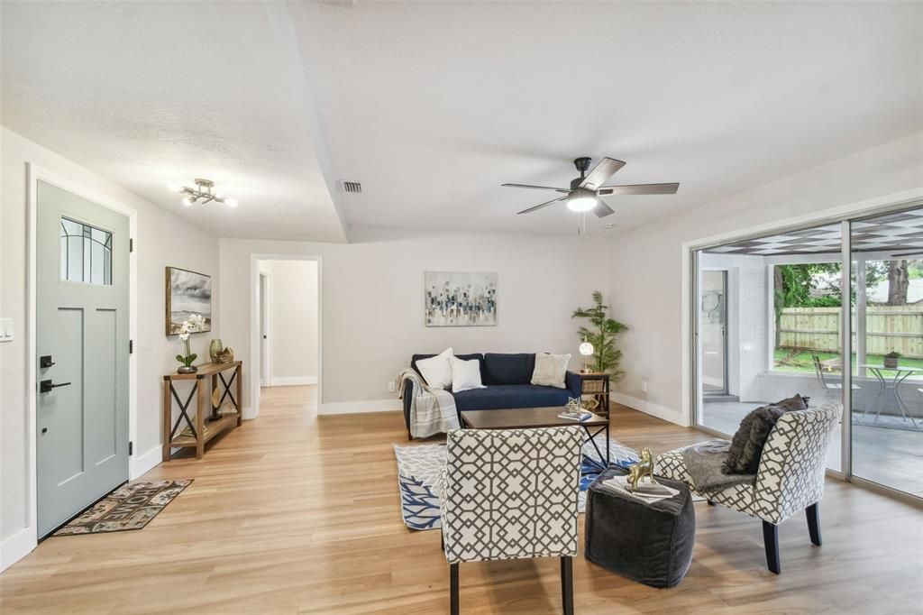 Active With Contract: $609,900 (4 beds, 2 baths, 1694 Square Feet)