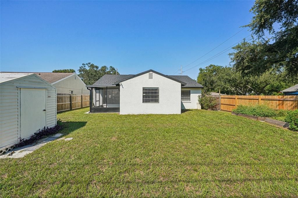 For Sale: $499,999 (3 beds, 2 baths, 1499 Square Feet)