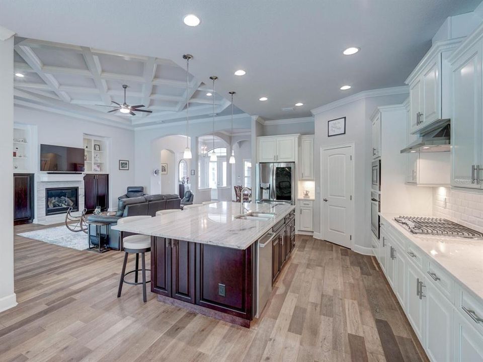 Active With Contract: $1,350,000 (4 beds, 3 baths, 3121 Square Feet)