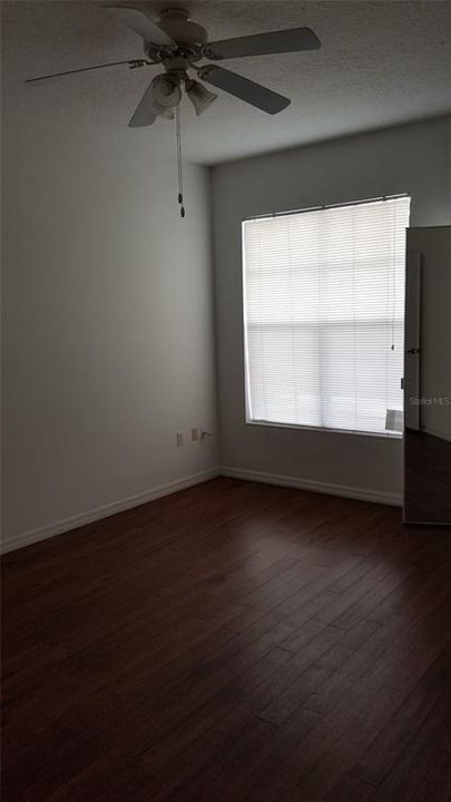 For Rent: $1,290 (1 beds, 1 baths, 786 Square Feet)