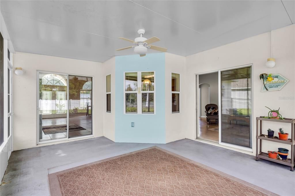 Spacious covered, screened lanai