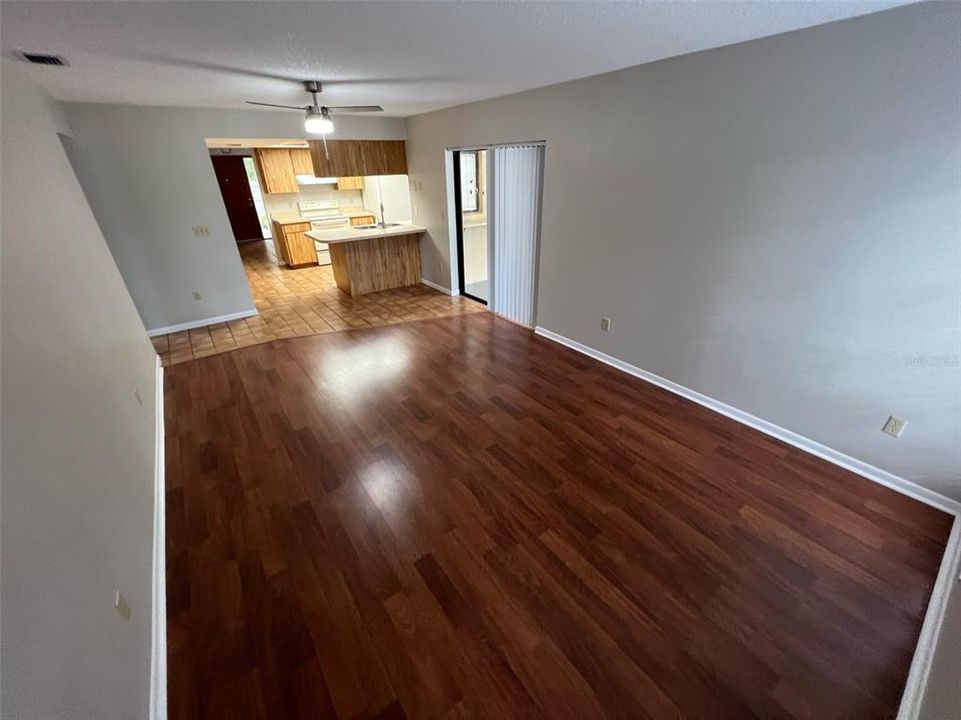 For Rent: $2,300 (3 beds, 2 baths, 1619 Square Feet)