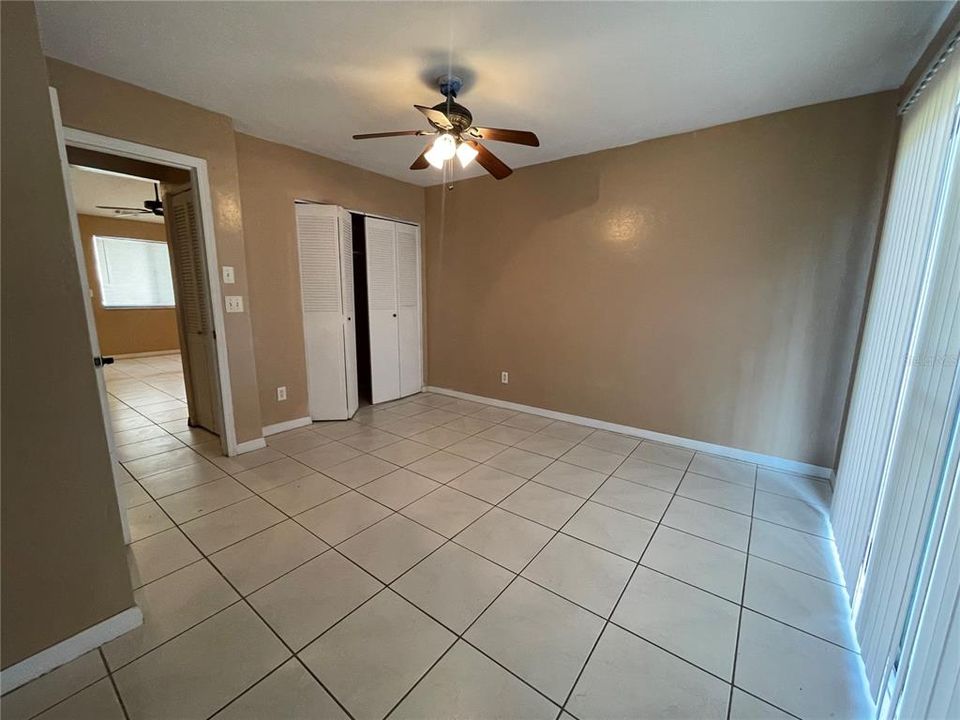 For Sale: $150,000 (2 beds, 1 baths, 820 Square Feet)