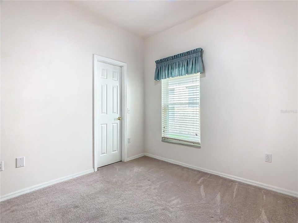 For Sale: $279,500 (2 beds, 2 baths, 1467 Square Feet)