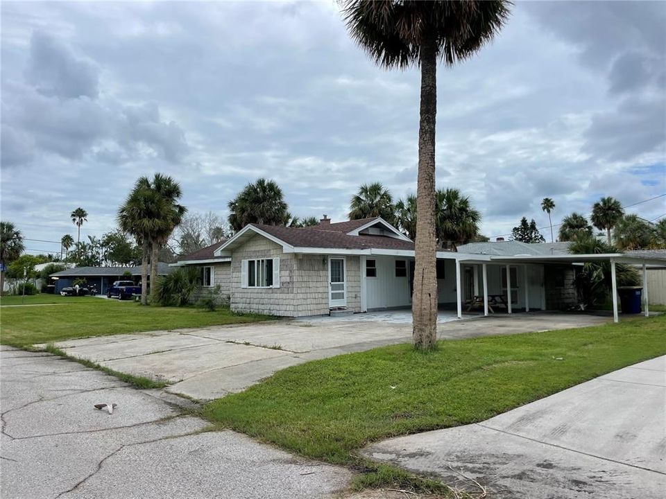 For Sale: $595,000 (3 beds, 2 baths, 1792 Square Feet)