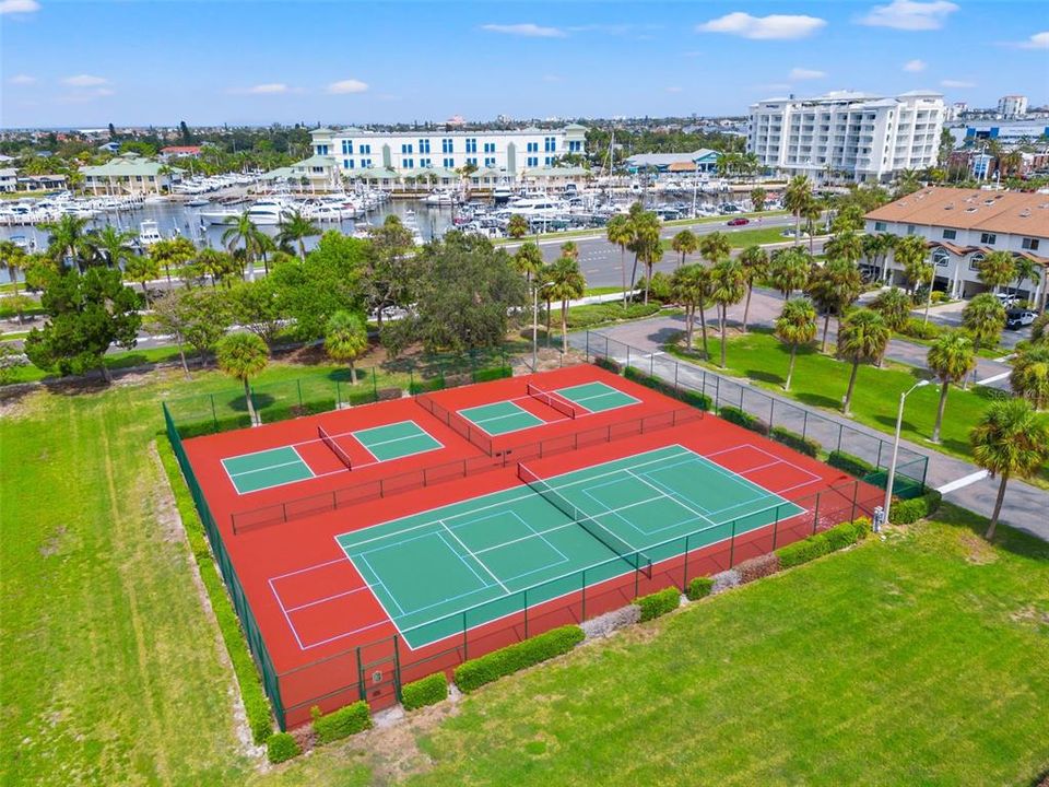 For Sale: $1,099,999 (3 beds, 3 baths, 2407 Square Feet)