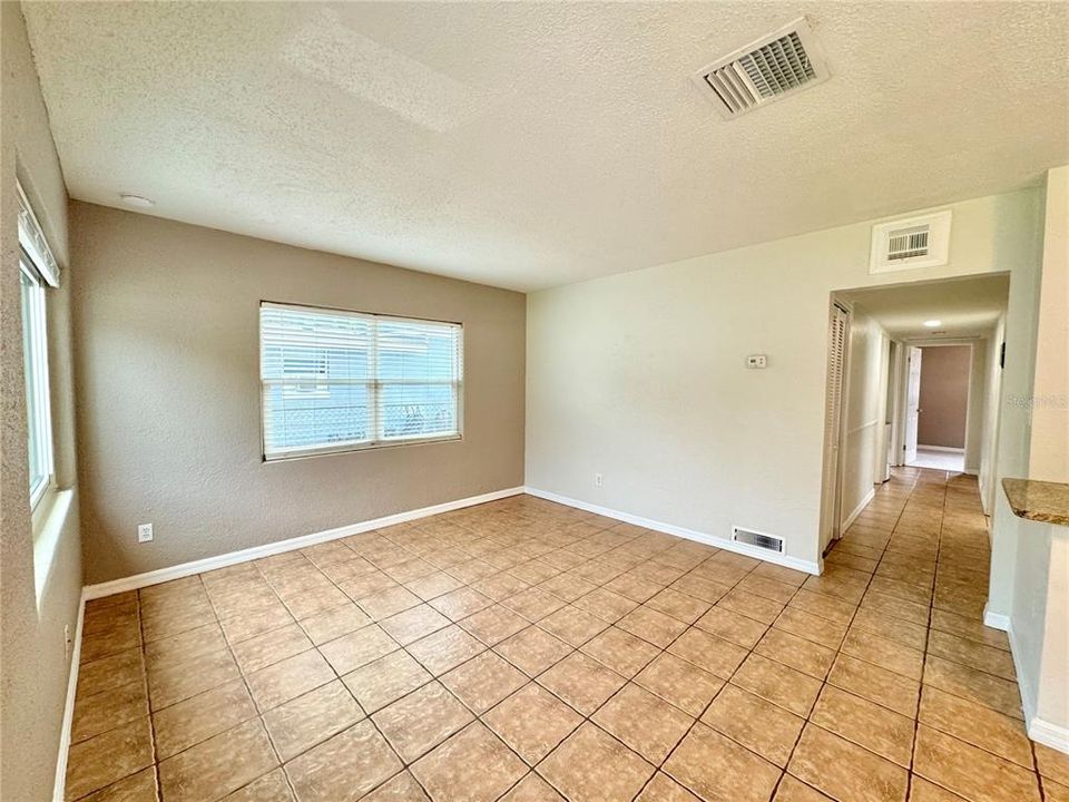 For Rent: $2,299 (3 beds, 2 baths, 1032 Square Feet)