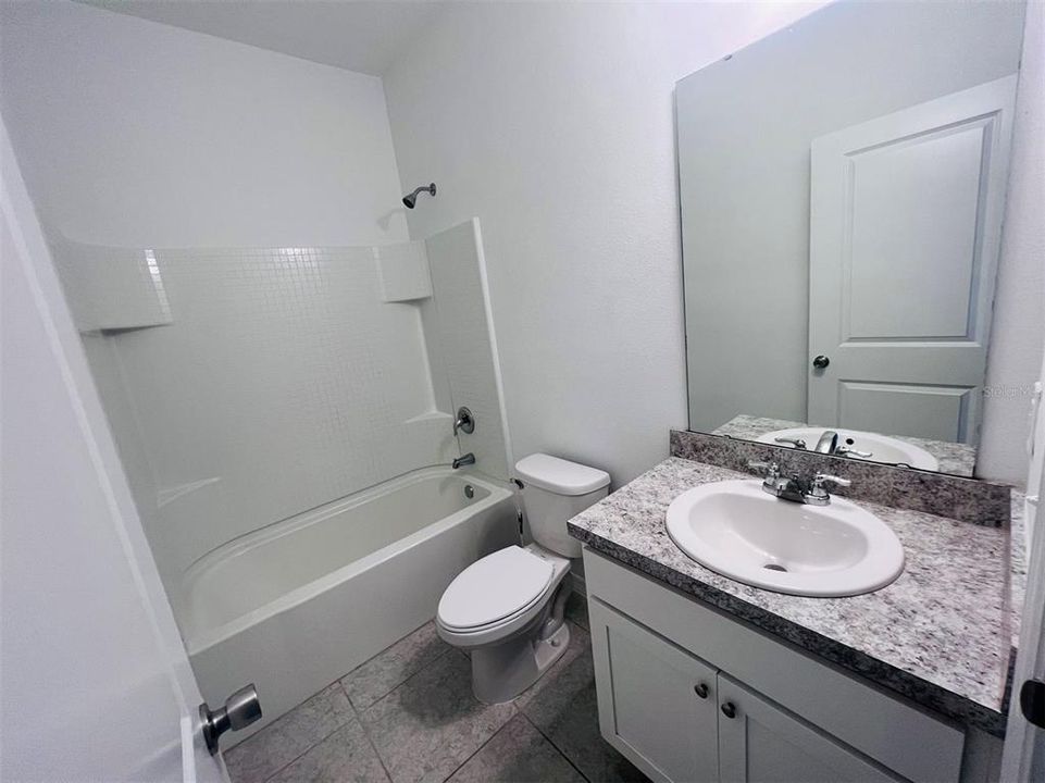 For Rent: $2,350 (4 beds, 2 baths, 1773 Square Feet)