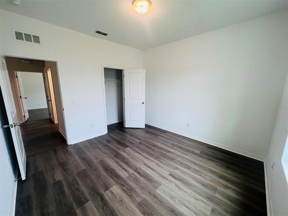 For Rent: $2,350 (4 beds, 2 baths, 1773 Square Feet)