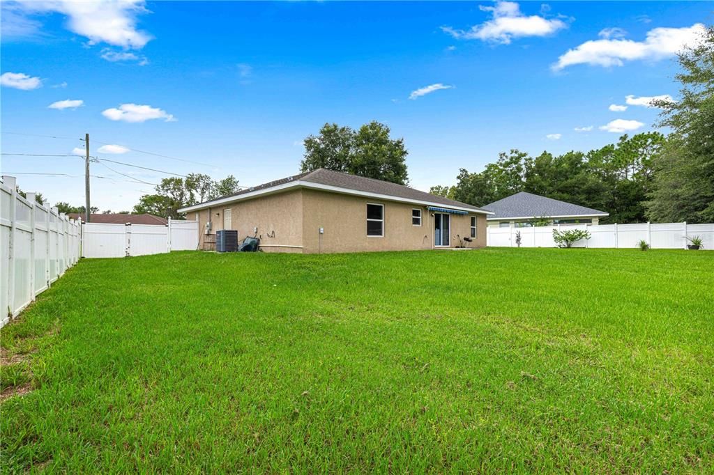 For Sale: $269,000 (3 beds, 2 baths, 1343 Square Feet)