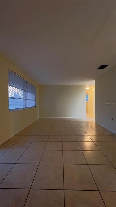 For Rent: $1,575 (2 beds, 1 baths, 1554 Square Feet)