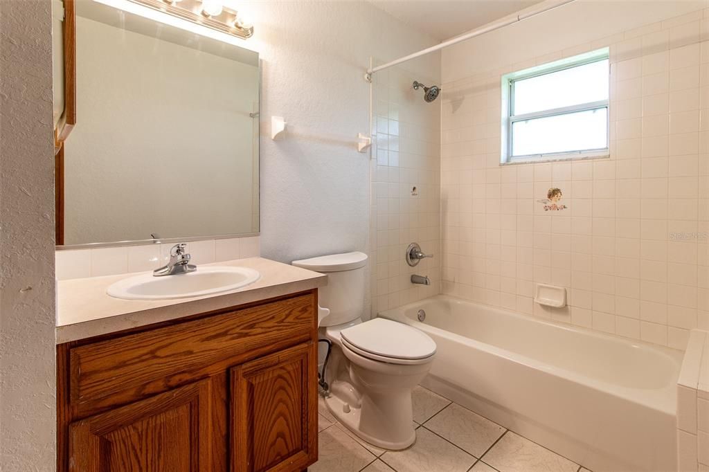 Active With Contract: $450,000 (0 beds, 0 baths, 2236 Square Feet)