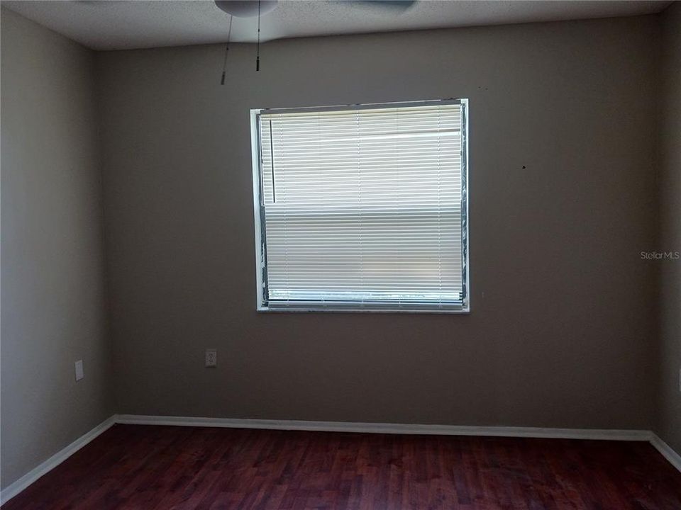 For Rent: $1,900 (3 beds, 2 baths, 1376 Square Feet)