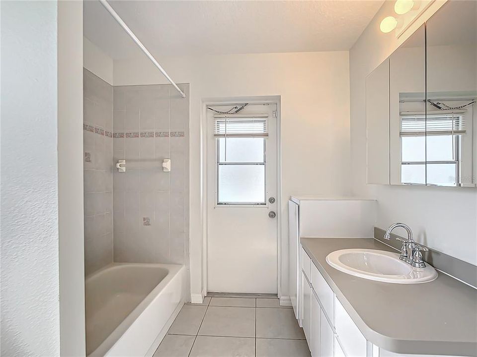 For Sale: $372,500 (3 beds, 2 baths, 1896 Square Feet)