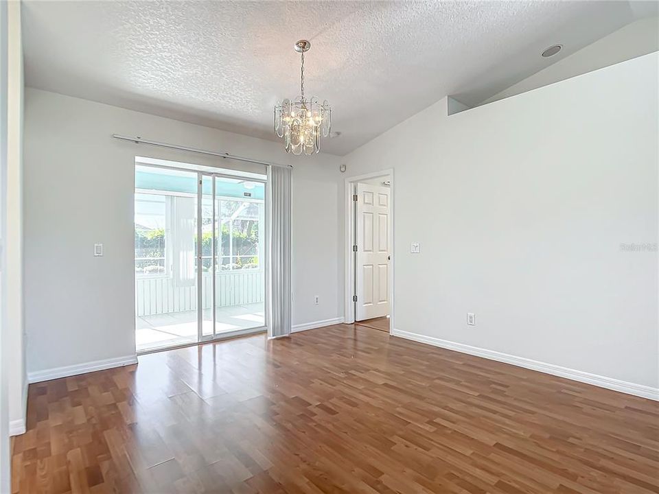 For Sale: $372,500 (3 beds, 2 baths, 1896 Square Feet)