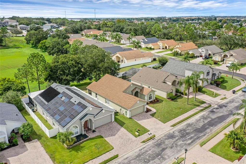 For Sale: $400,000 (3 beds, 2 baths, 1725 Square Feet)