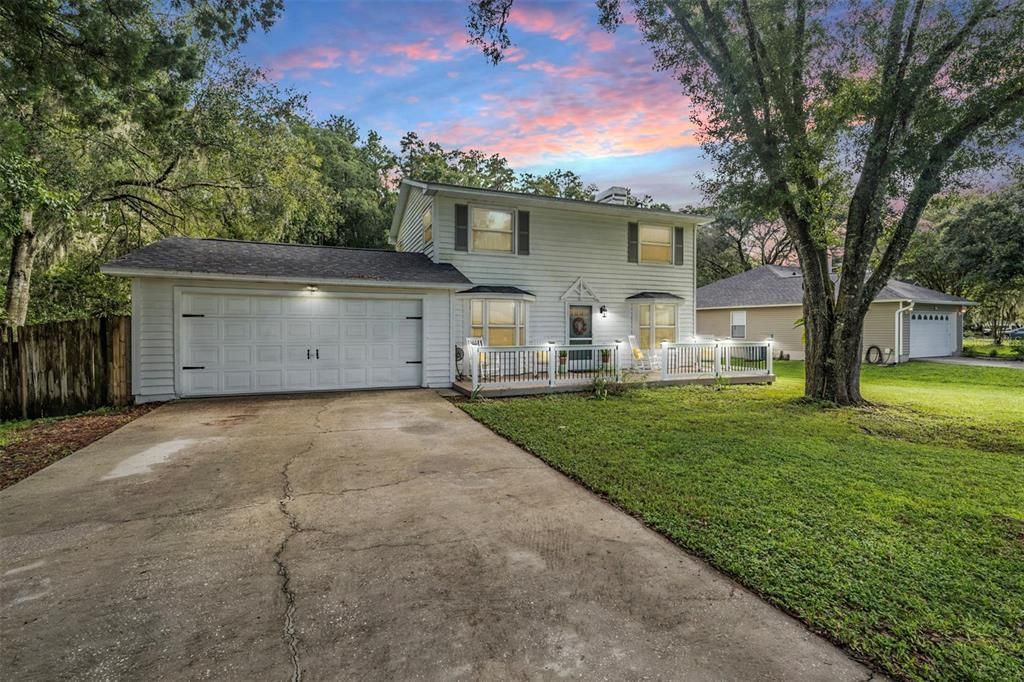 For Sale: $415,000 (3 beds, 2 baths, 1544 Square Feet)