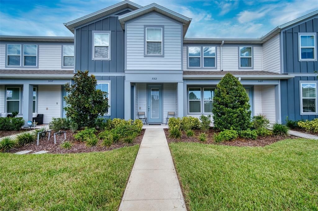 Four bedroom, 3 bath townhome in Pinewood Reserve Community of Orlando