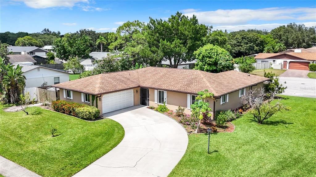 For Sale: $470,000 (3 beds, 2 baths, 1933 Square Feet)