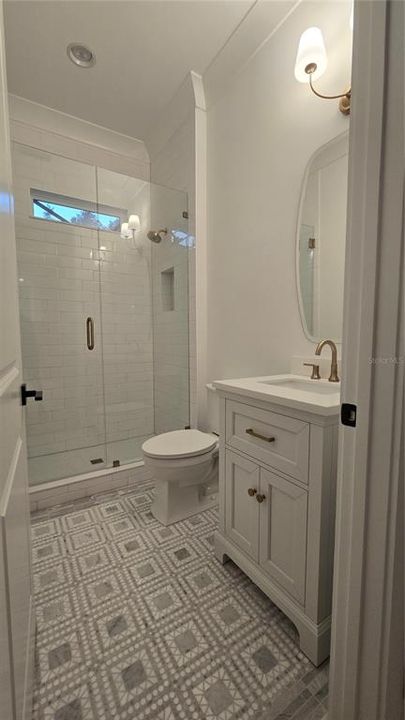 Active With Contract: $2,749,000 (5 beds, 5 baths, 4431 Square Feet)