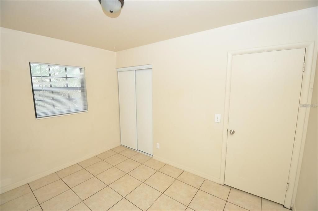 For Rent: $1,895 (3 beds, 2 baths, 960 Square Feet)