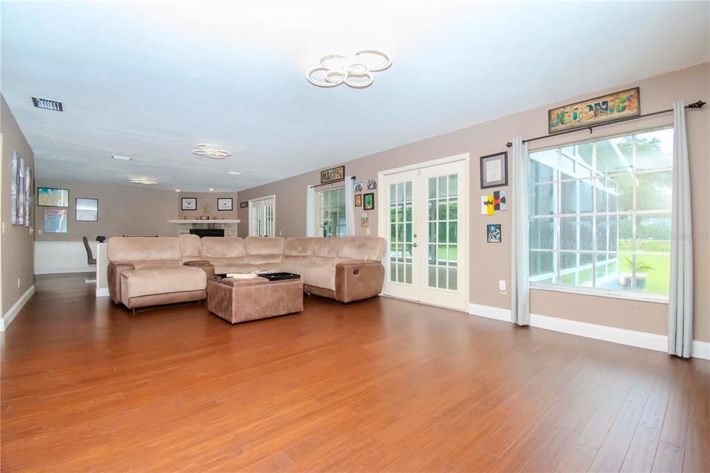 Livingroom w/ Wood Floors and Great Lake Views