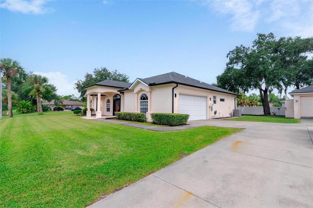 Active With Contract: $559,000 (4 beds, 3 baths, 2107 Square Feet)