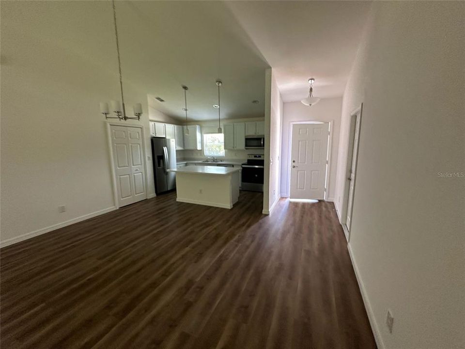 For Sale: $339,990 (3 beds, 2 baths, 1809 Square Feet)