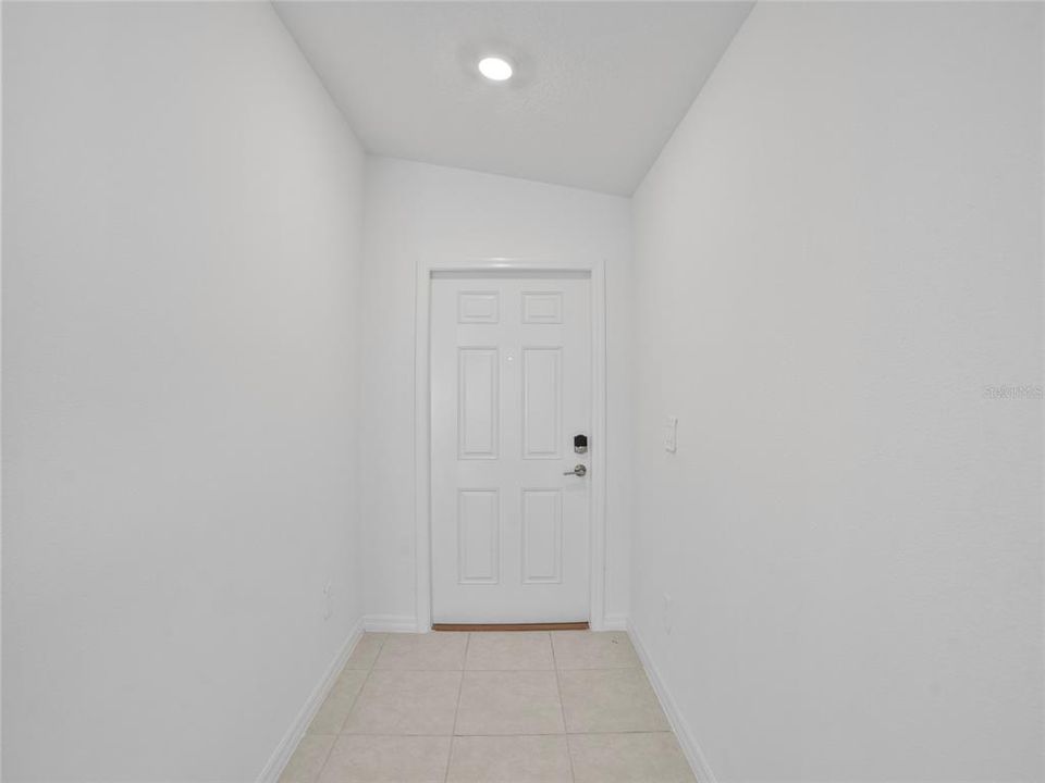 For Sale: $345,000 (4 beds, 2 baths, 1817 Square Feet)