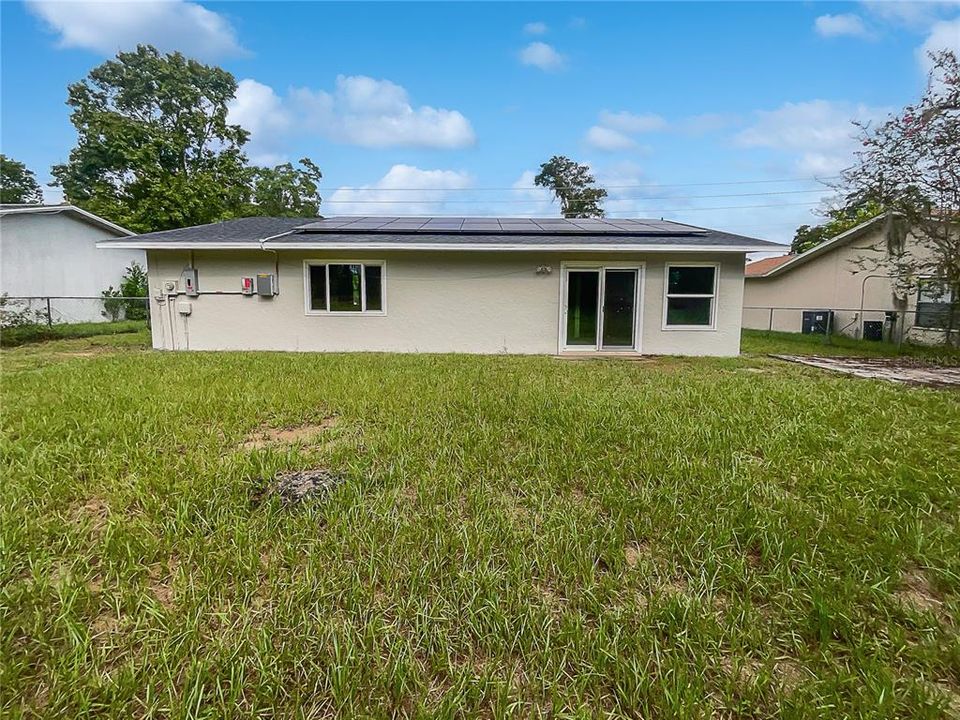 For Sale: $213,000 (3 beds, 2 baths, 1290 Square Feet)